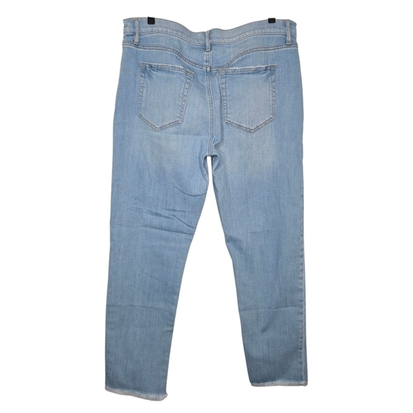 LOFT Womens Mid Rise Light Wash Buttonfly Boyfriend Denim Jeans Size 30 / 10 - Picture 2 of 10